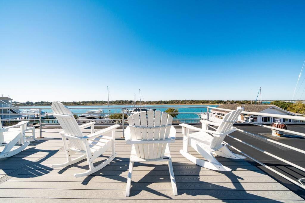 Why Knot Getaway...Rooftop With Waterview! Unit D Beaufort Eksteriør billede