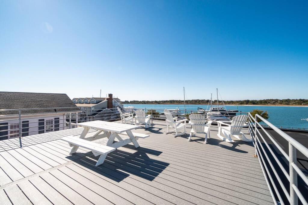 Why Knot Getaway...Rooftop With Waterview! Unit D Beaufort Eksteriør billede
