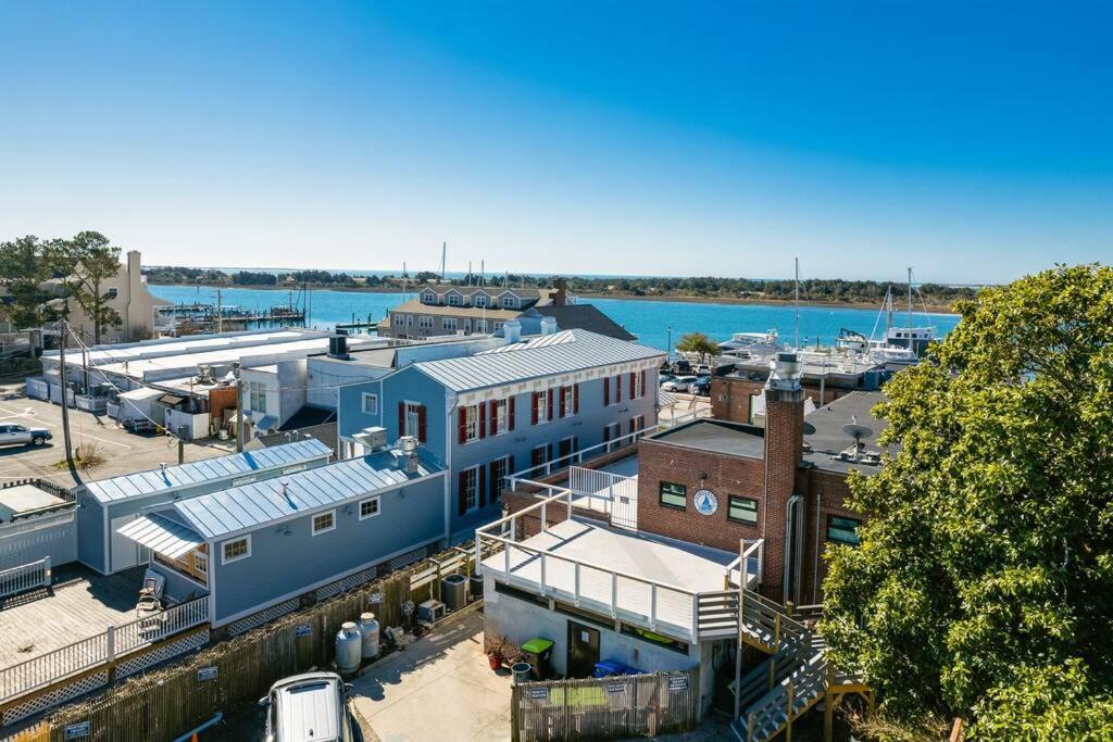 Why Knot Getaway...Rooftop With Waterview! Unit D Beaufort Eksteriør billede